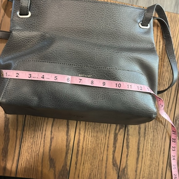 Matt & Nat grey crossbody bag - Picture 4 of 7